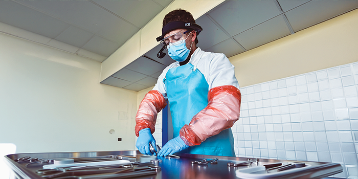 Innovation technologique : TERANA déploie des lunettes connectées en laboratoire